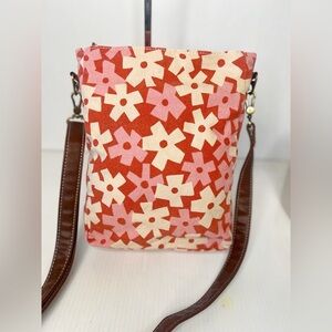 Maika Canvas Block Floral Crossbody